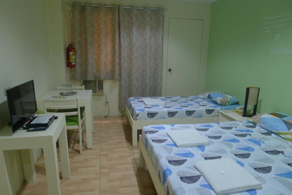 West Gorordo Hotel Cebu Exterior foto
