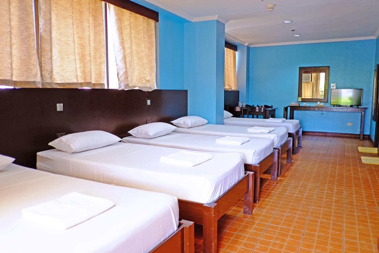 West Gorordo Hotel Cebu Exterior foto